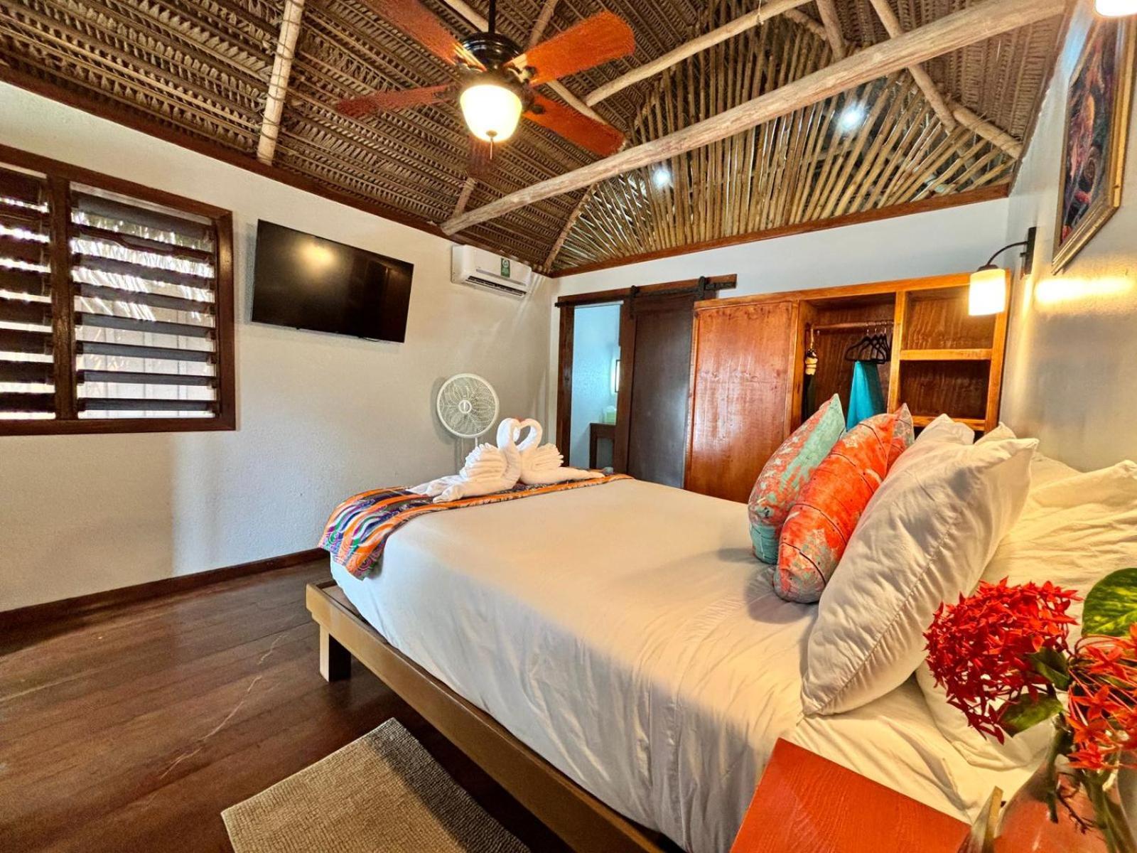 Azure Del Mar 호텔 Maya Beach 외부 사진
